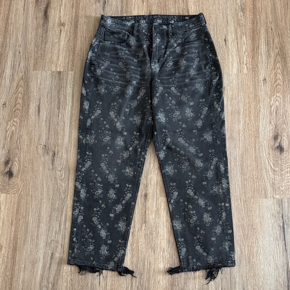 American Eagle Dark Floral Jeans